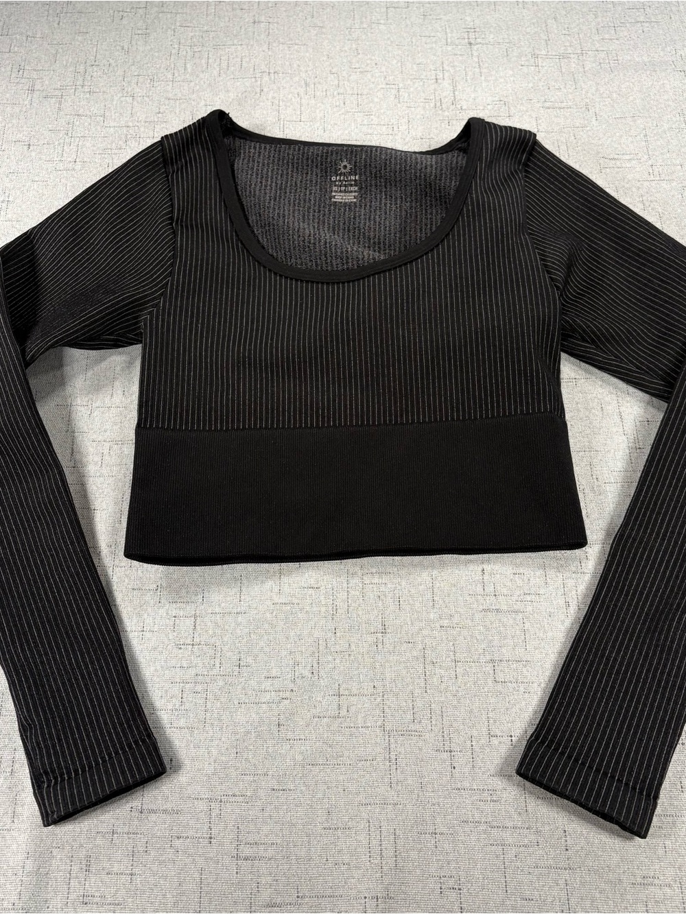 Offline Aerie Women’s Black Ribbed Long-Sleeve Cropped Top